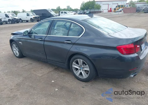 2012 BMW 528I xDrive z USA, uszkodzony, nr VIN WBAXH5C51CDW02072